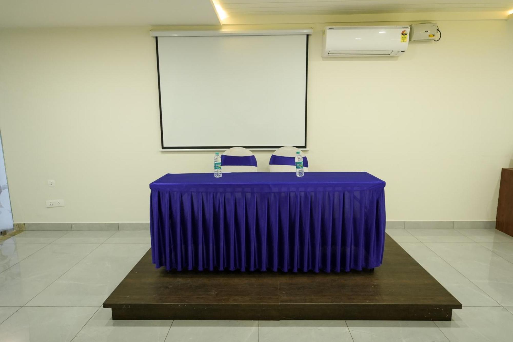 Zip By Spree Hotels Purpleorchid Whitefield バンガロール エクステリア 写真